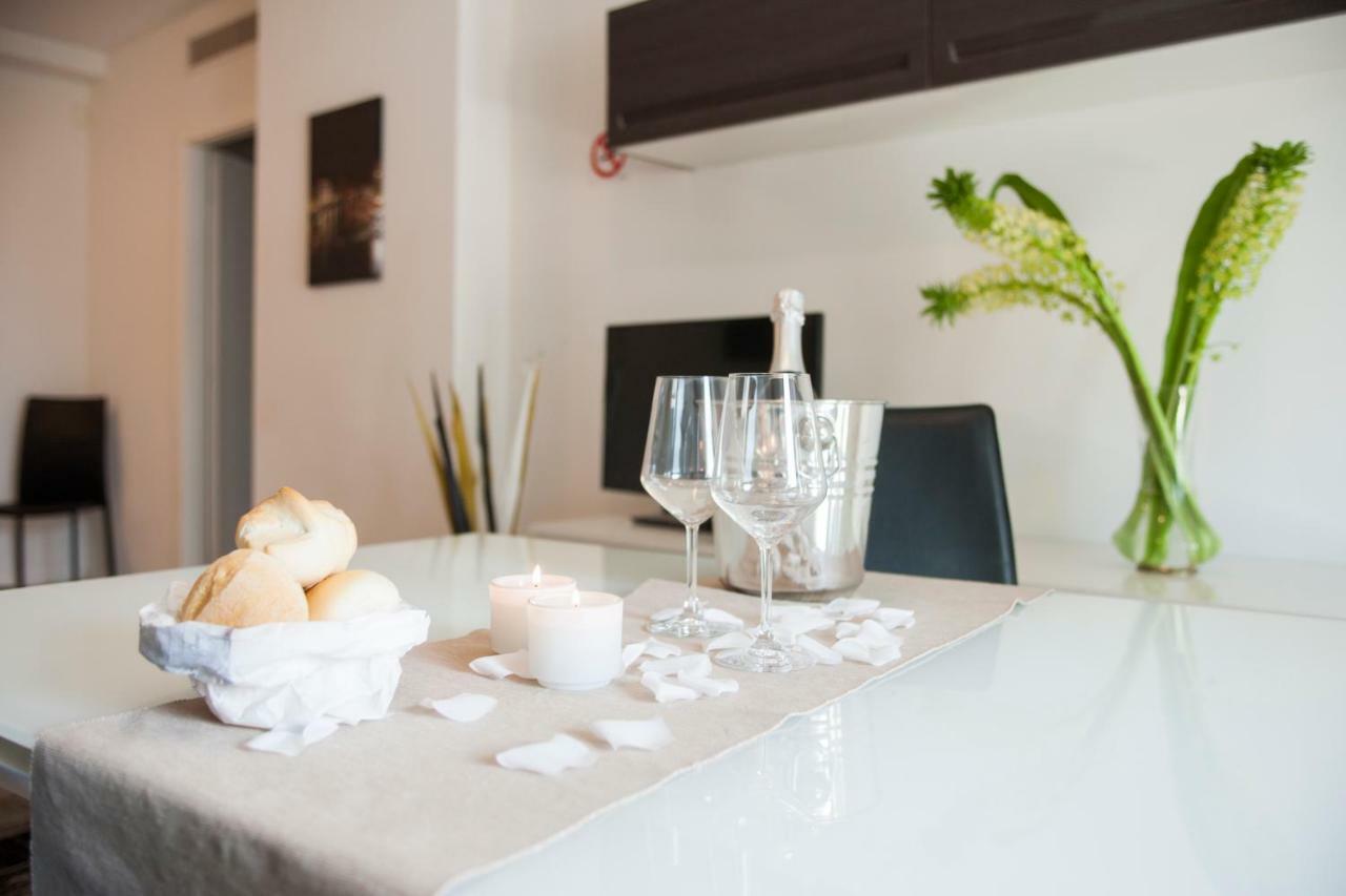 Santa Sofia Apartments ปาโดวา ภายนอก รูปภาพ