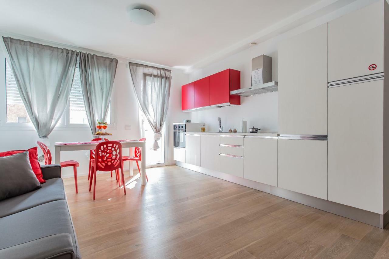 Santa Sofia Apartments ปาโดวา ภายนอก รูปภาพ